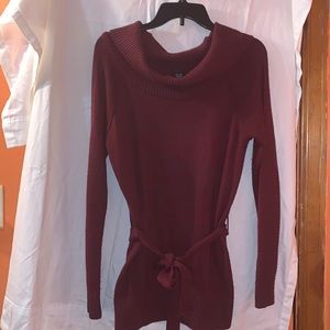 *3 for $25* AGB Women cow neck w/ belt Sweater size L. A burgundy wine color.